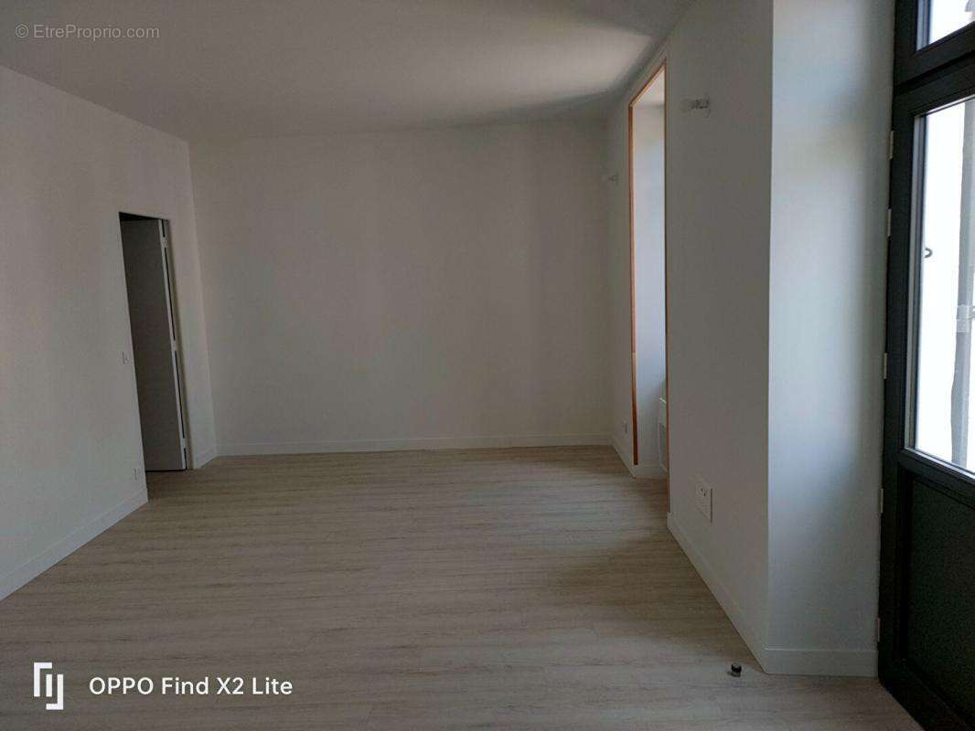 Maison à SAINT-HILAIRE-DE-VILLEFRANCHE