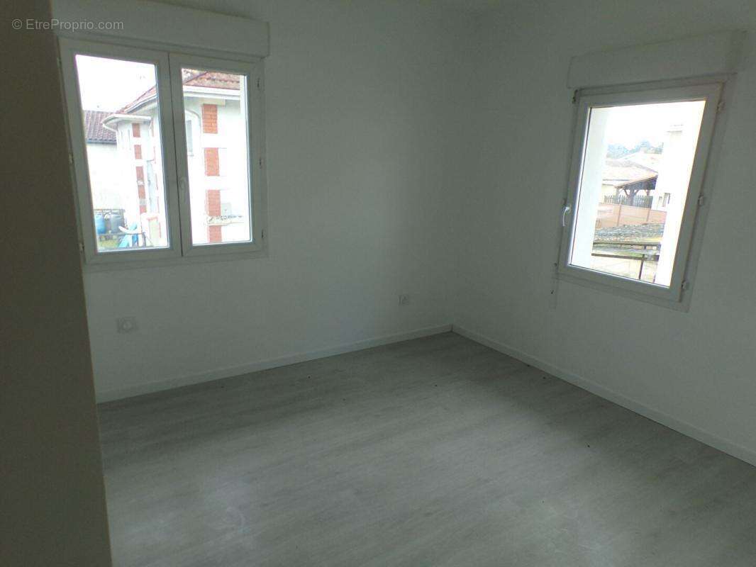 Maison à RION-DES-LANDES