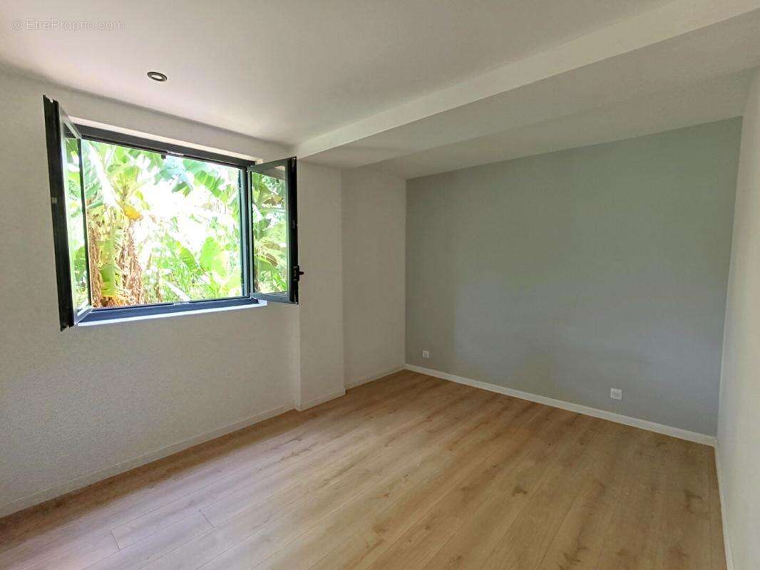 Appartement à DUCOS