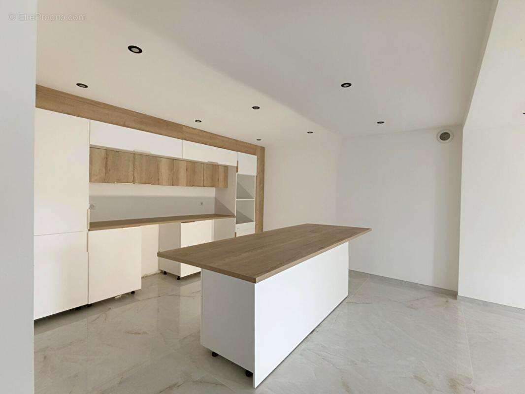 Appartement à DUCOS