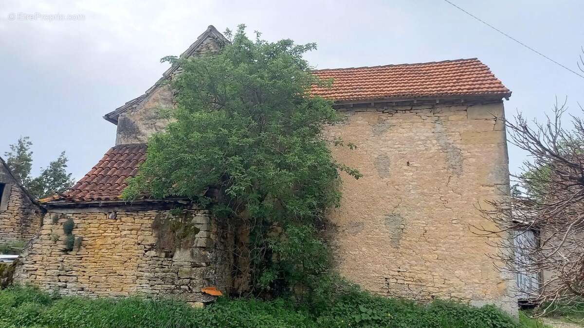 Maison à LIMOGNE-EN-QUERCY