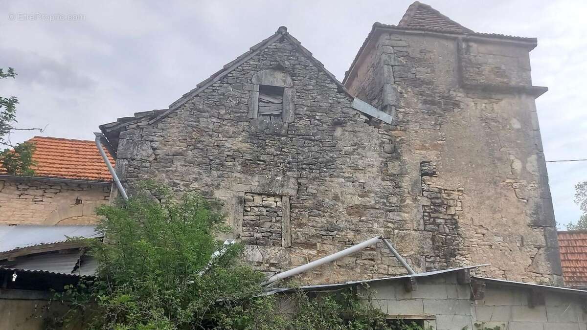 Maison à LIMOGNE-EN-QUERCY