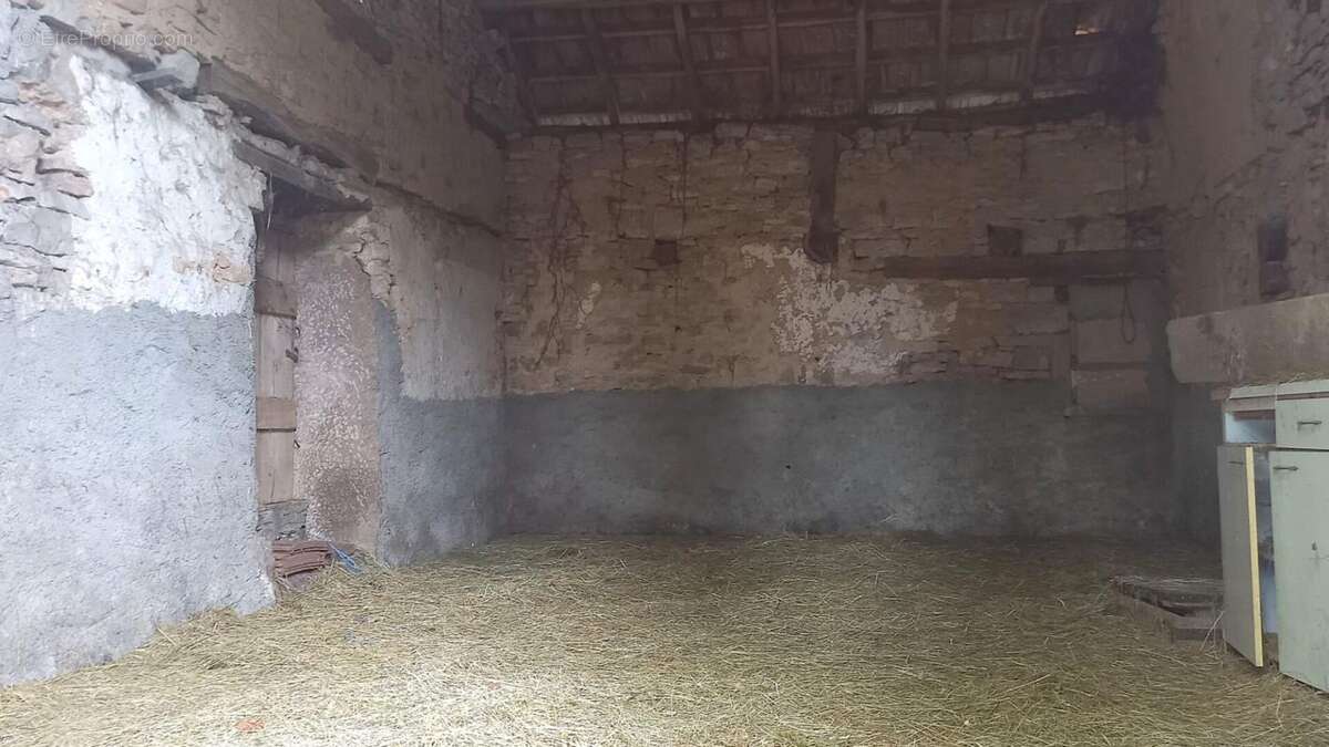 Maison à LIMOGNE-EN-QUERCY