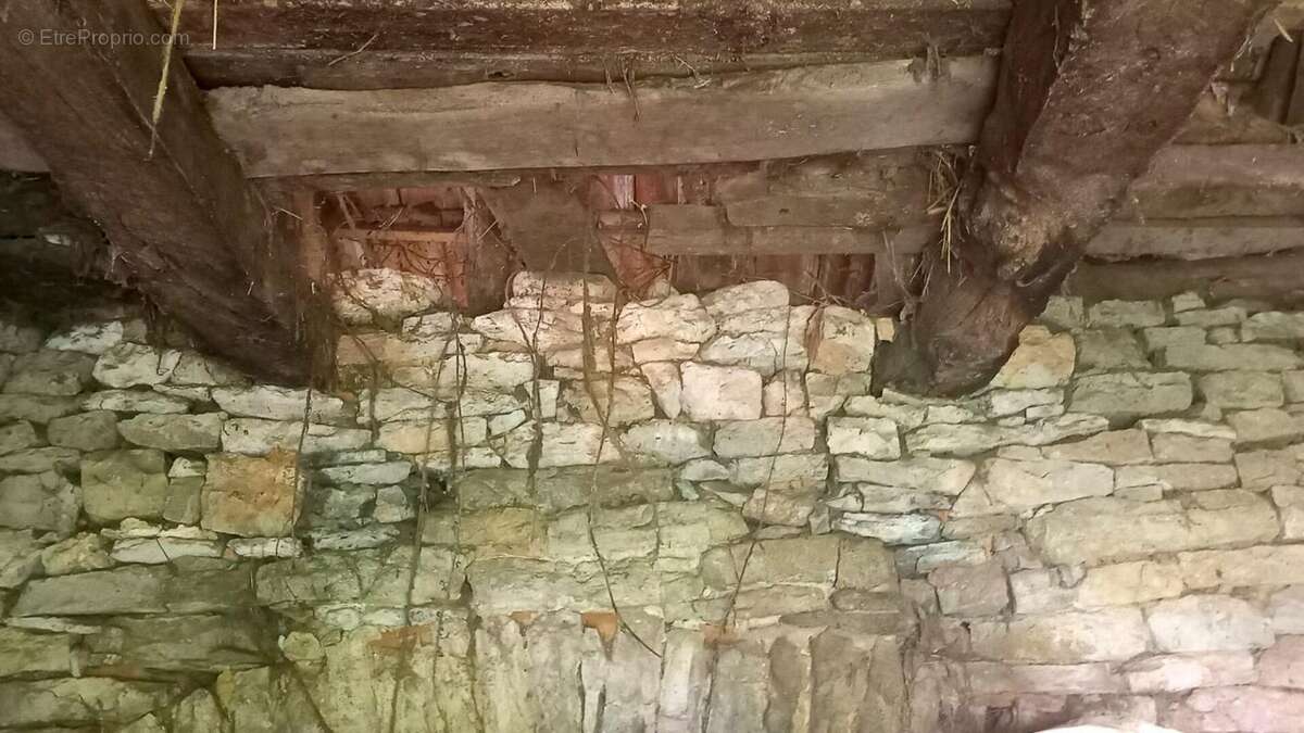 Maison à LIMOGNE-EN-QUERCY