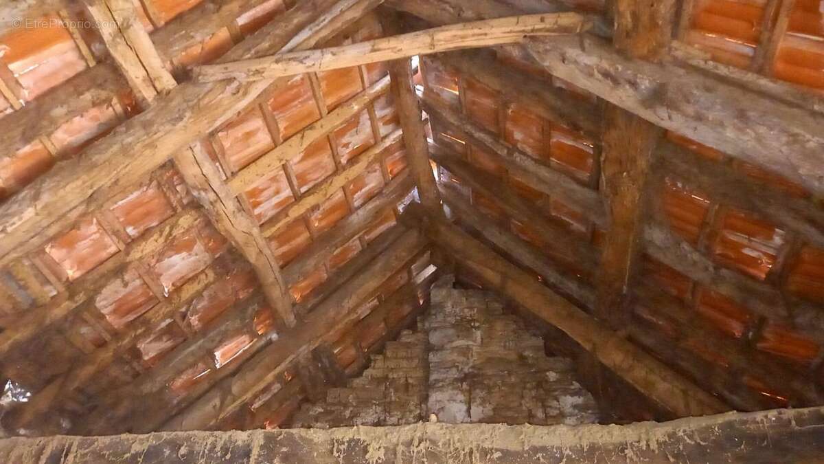 Maison à LIMOGNE-EN-QUERCY