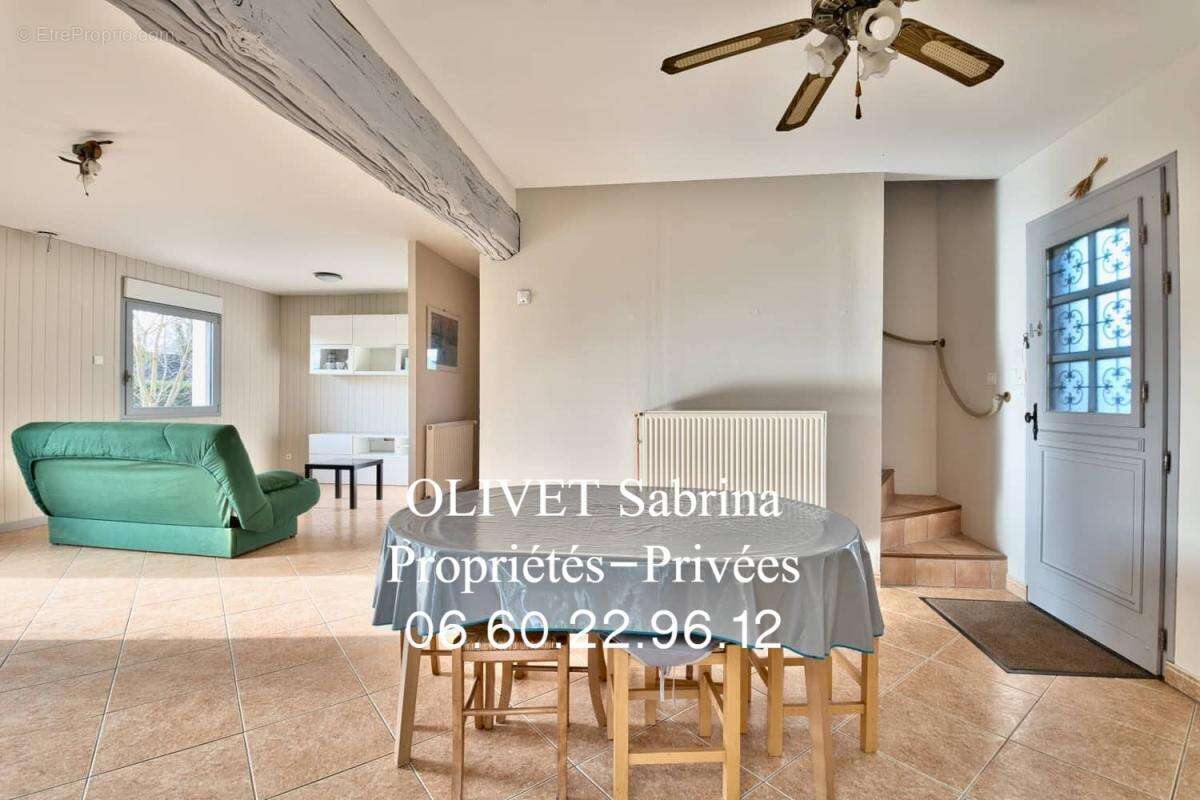 Maison à AUZOUVILLE-SUR-RY