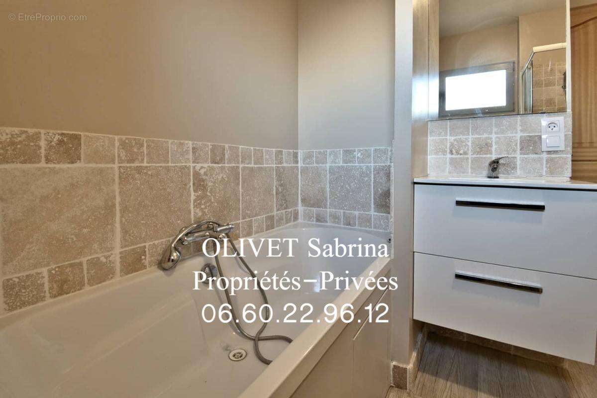 Maison à AUZOUVILLE-SUR-RY