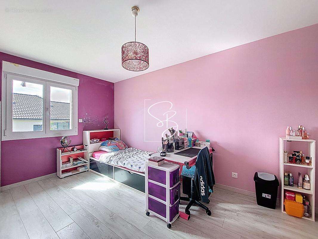 Maison à BAZANCOURT