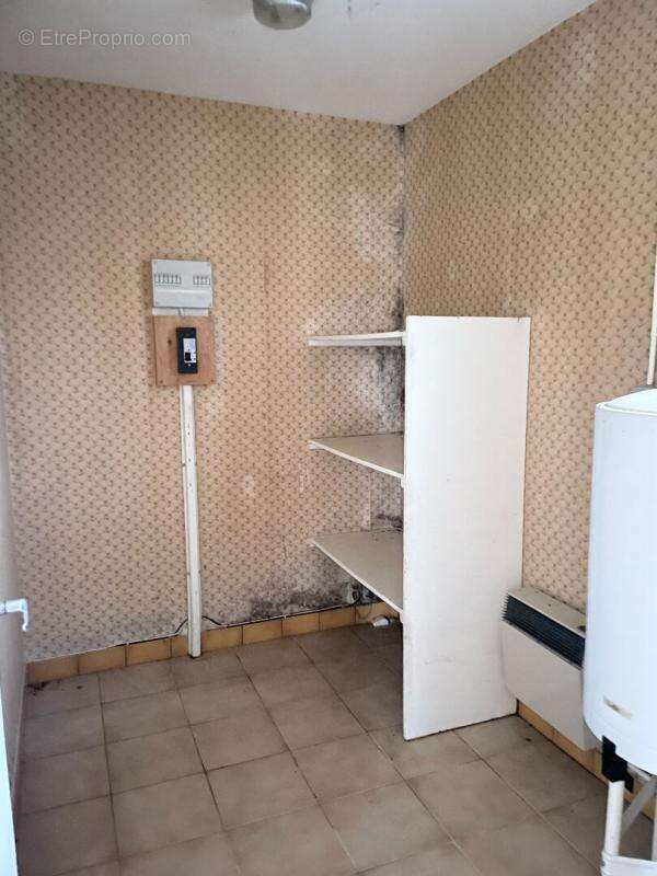 Maison à SAINT-LEGER-LES-PARAY