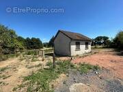 Maison à SAINT-LEGER-LES-PARAY
