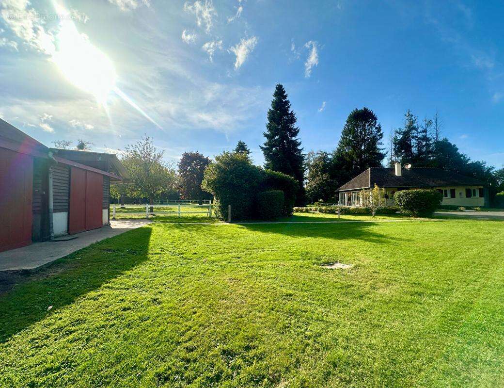 Maison à QUETTEVILLE