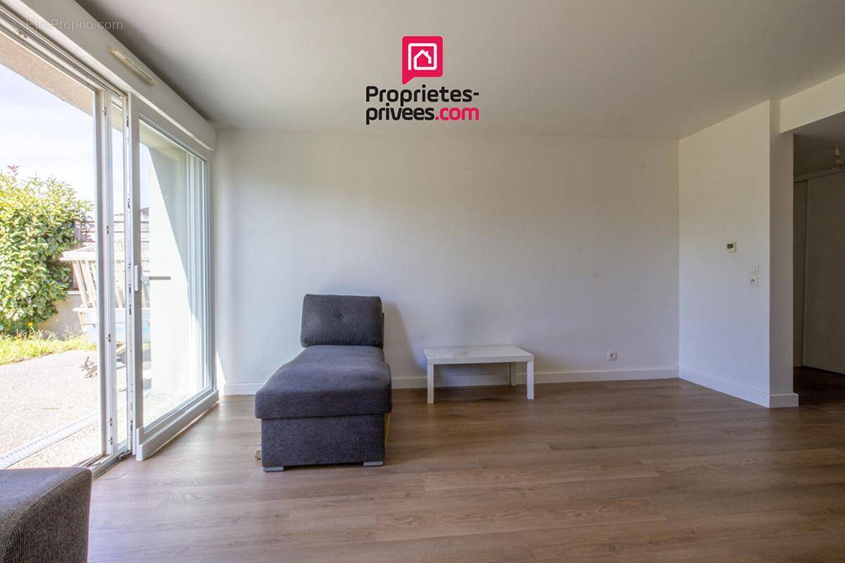 Appartement à AMANCY