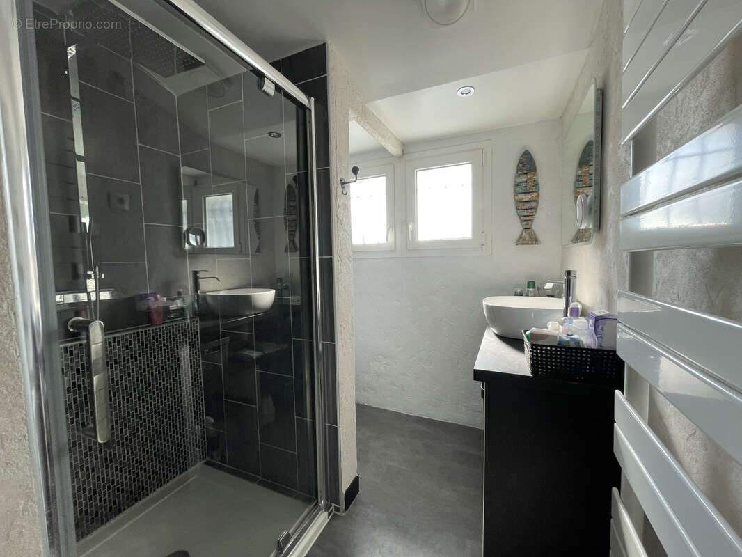 Maison à L&#039;EPINE