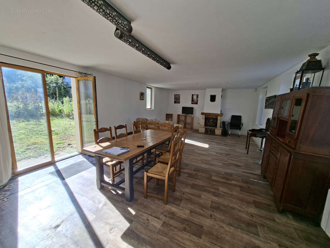 Maison à MONCHAUX-SORENG