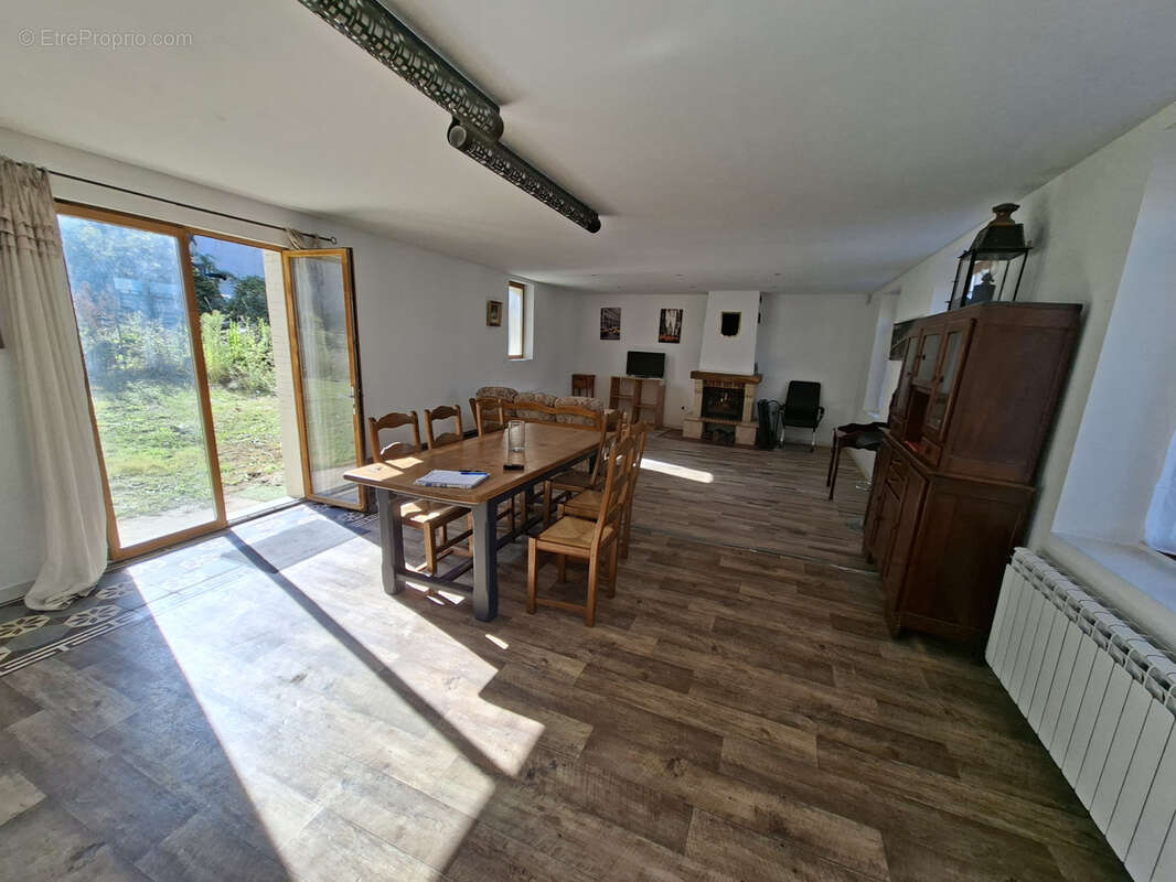 Maison à MONCHAUX-SORENG