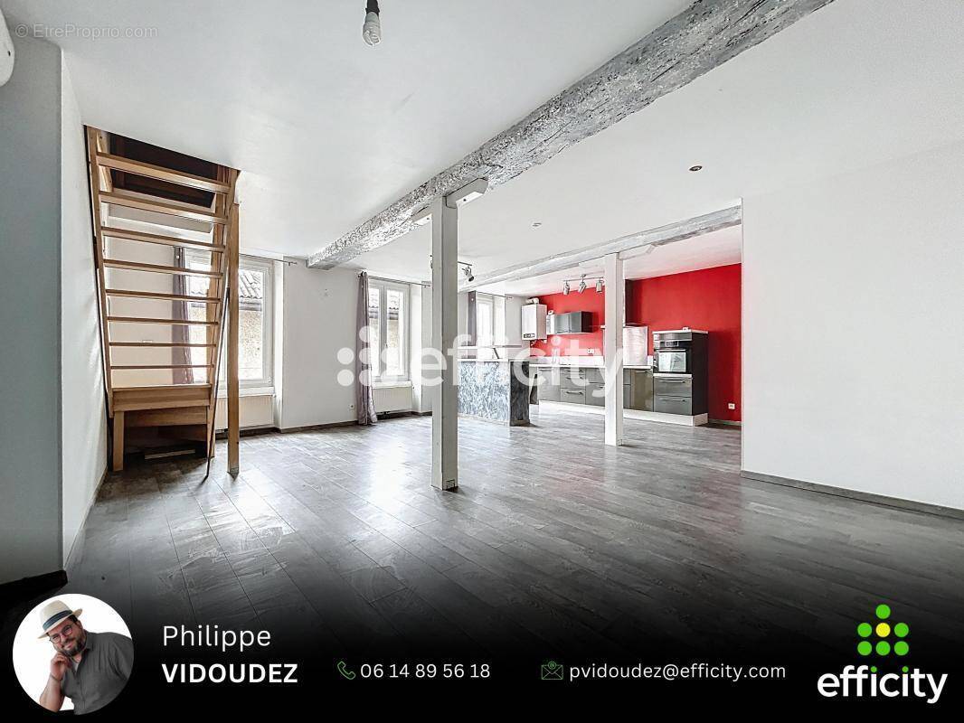 Appartement à MOIRANS