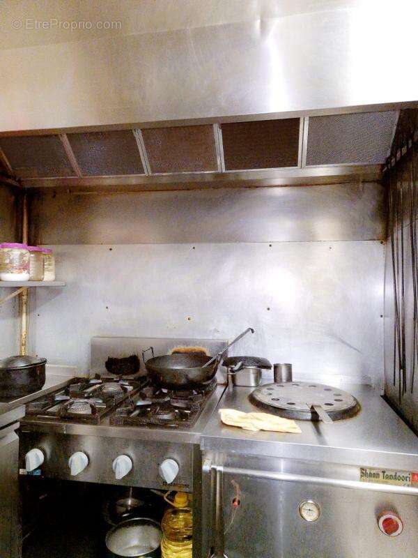 Commerce à PARIS-11E