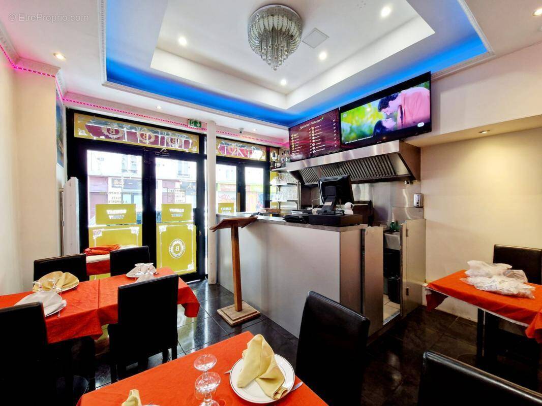 Commerce à PARIS-11E