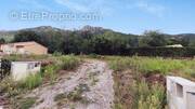 Terrain à COLOMBIERES-SUR-ORB