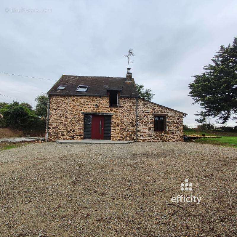 Maison à MAURE-DE-BRETAGNE