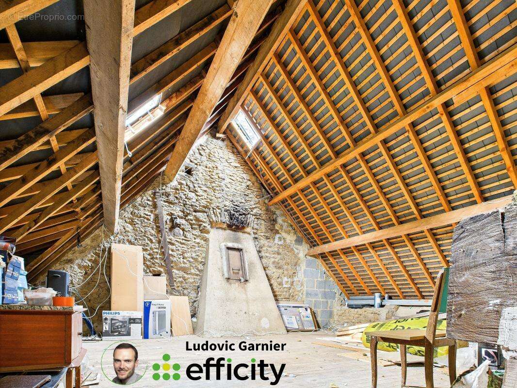 Maison à SAINT-HILAIRE-DU-HARCOUET