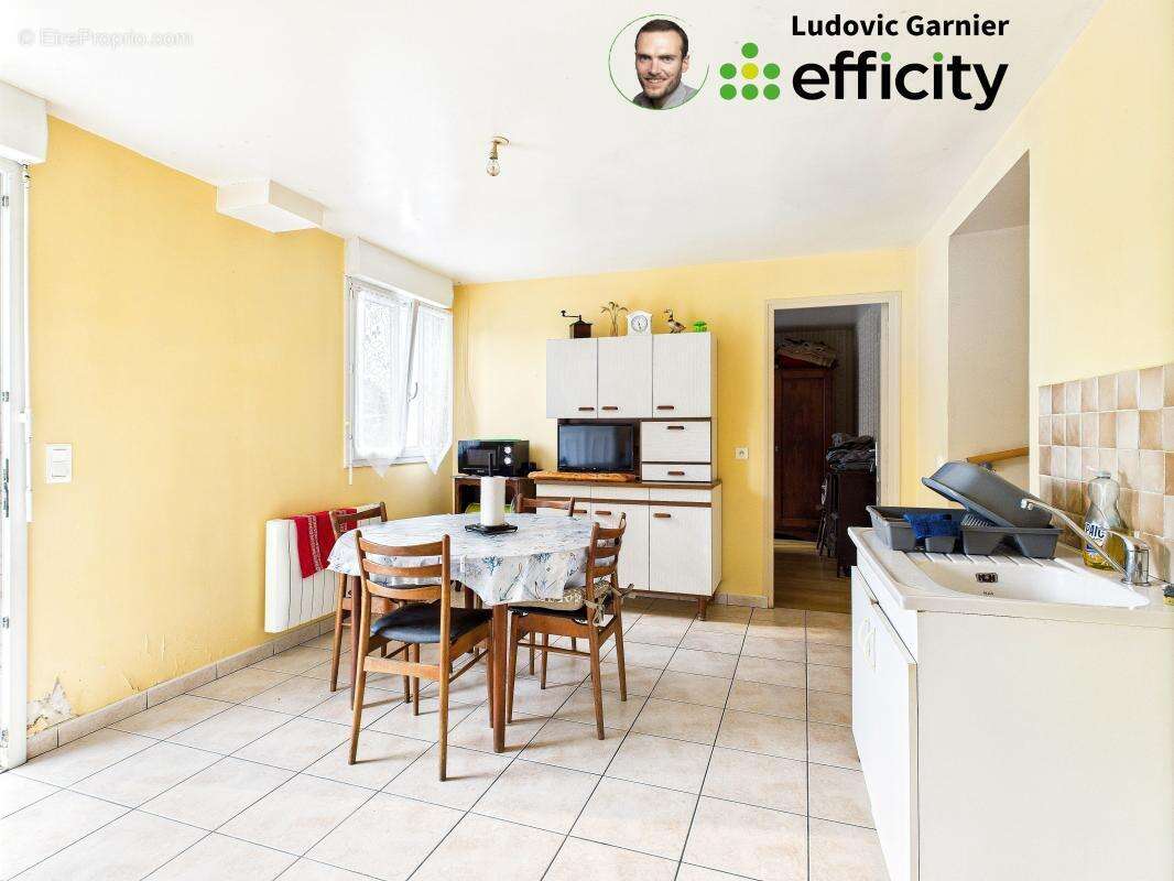 Maison à SAINT-HILAIRE-DU-HARCOUET