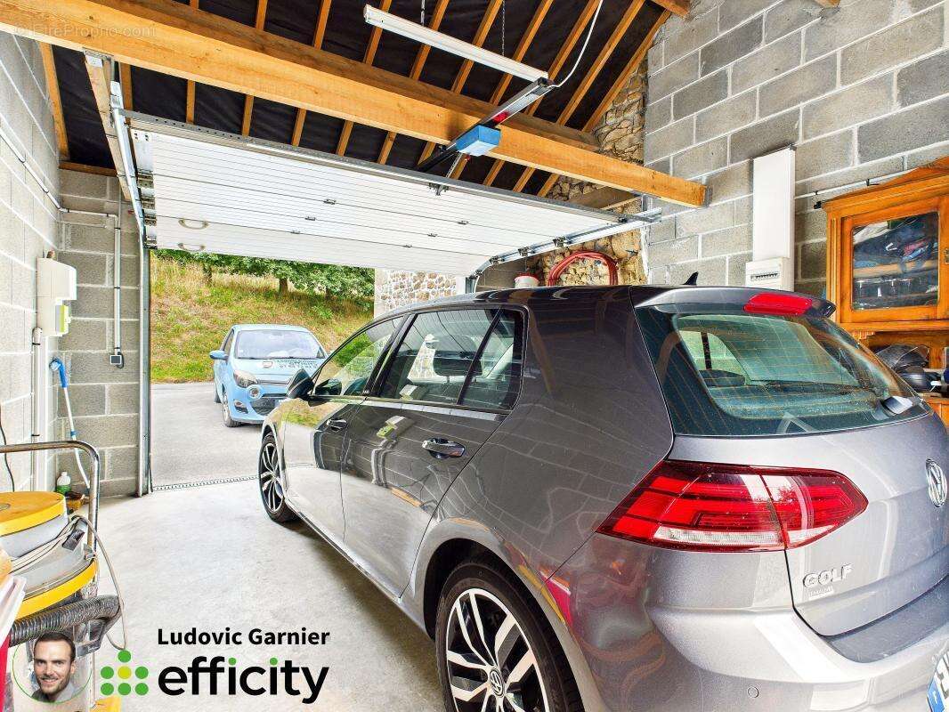 Maison à SAINT-HILAIRE-DU-HARCOUET