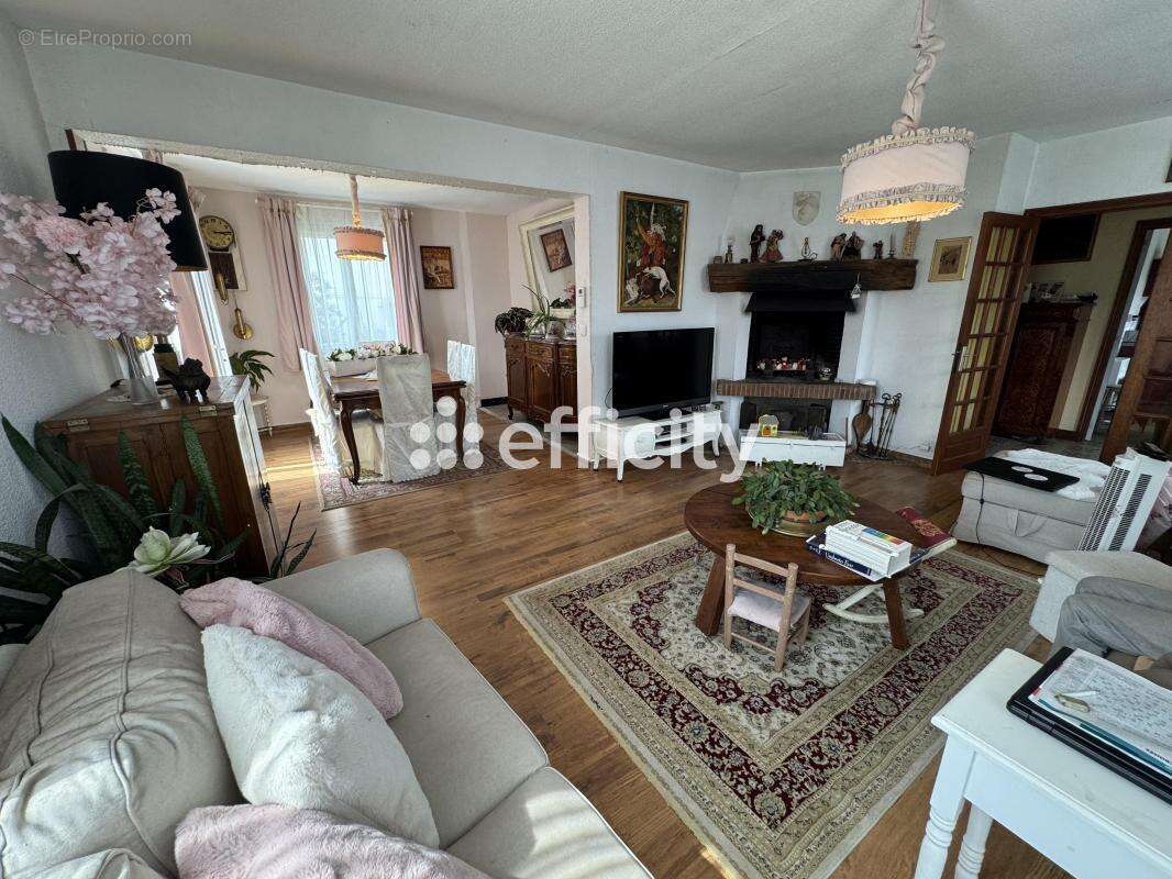 Maison à ARROMANCHES-LES-BAINS