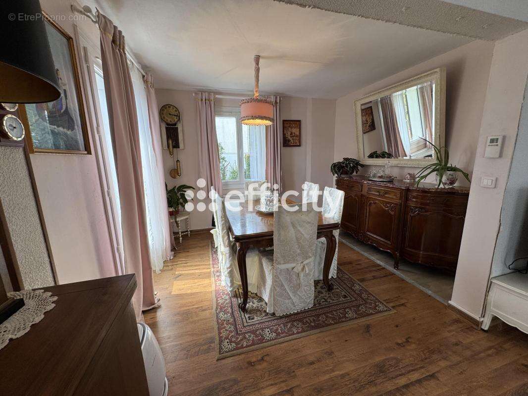 Maison à ARROMANCHES-LES-BAINS