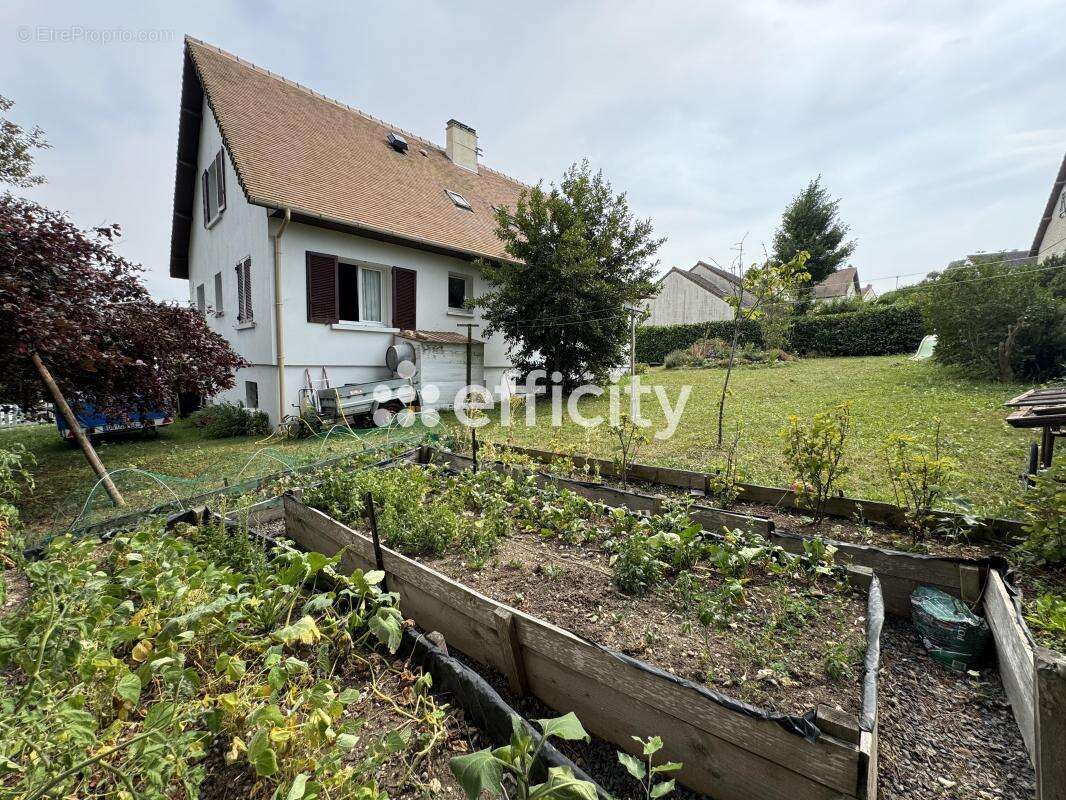 Maison à ARROMANCHES-LES-BAINS