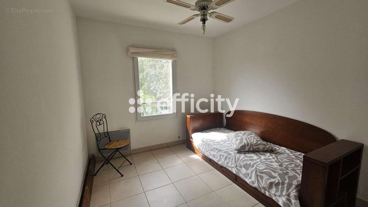 Maison à ROQUEBRUNE-SUR-ARGENS