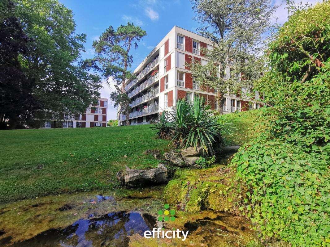 Appartement à BRY-SUR-MARNE