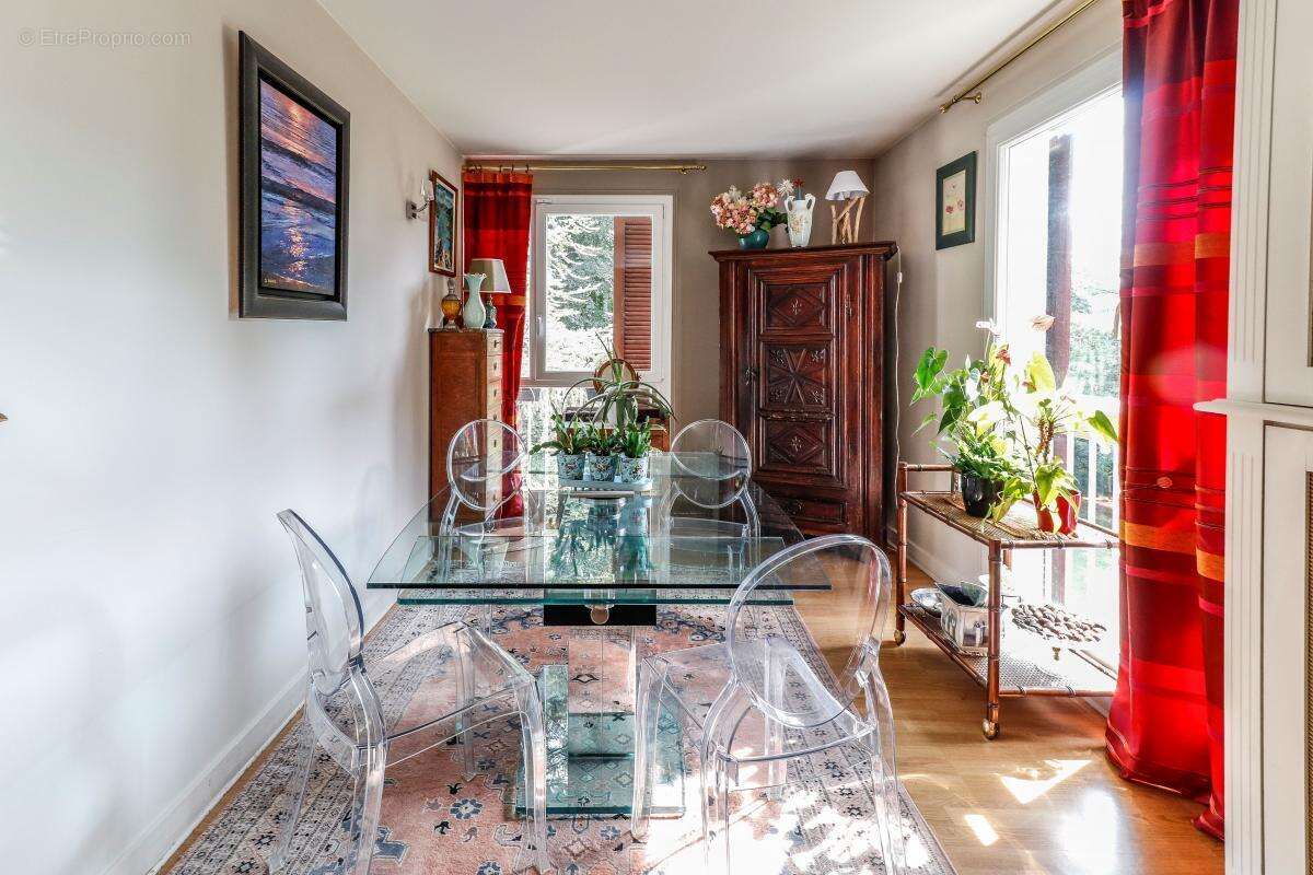 Appartement à BRY-SUR-MARNE