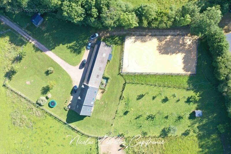 Maison à SAINTE-HONORINE-LA-CHARDONNE