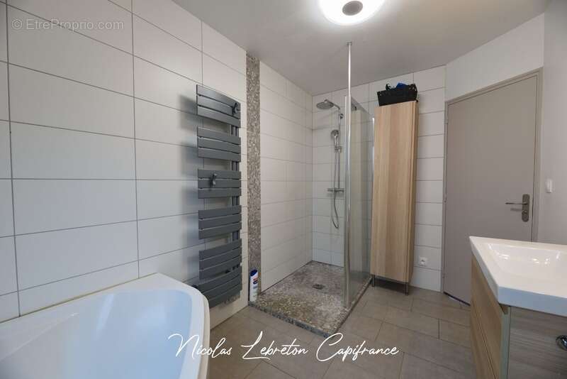 Maison à SAINTE-HONORINE-LA-CHARDONNE