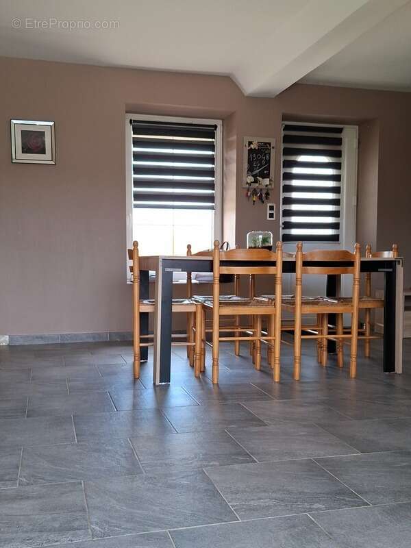 Maison à VILLAINES-LA-JUHEL