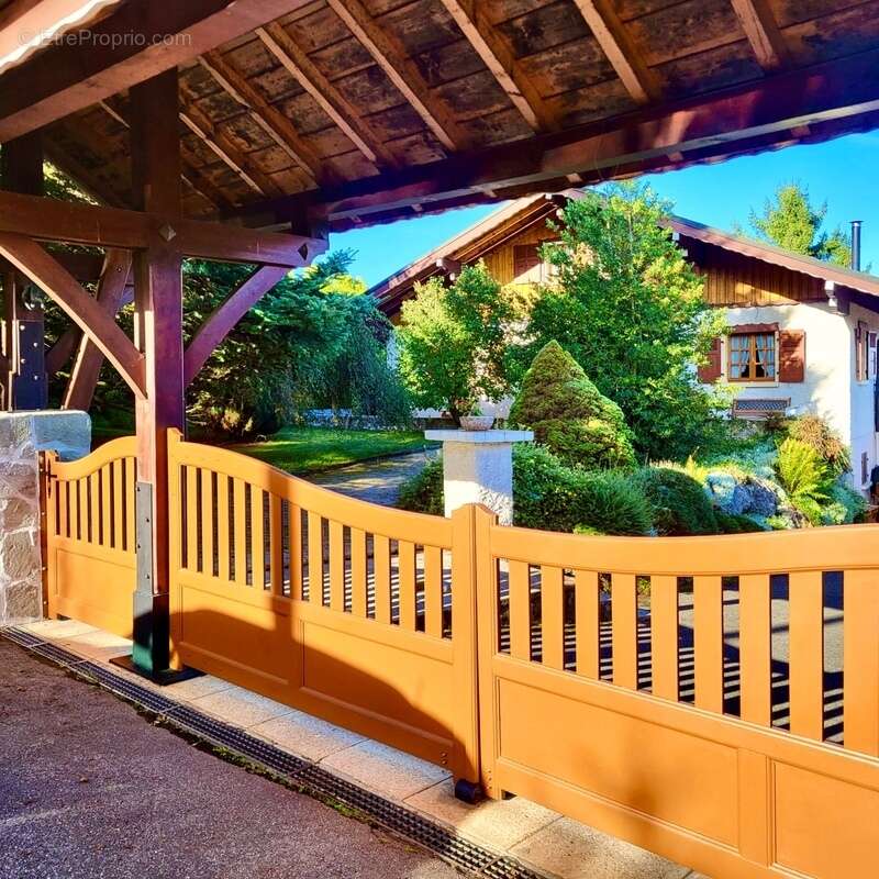 Maison à SAINT-PAUL-EN-CHABLAIS