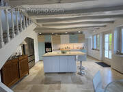 Maison à CLERE-LES-PINS