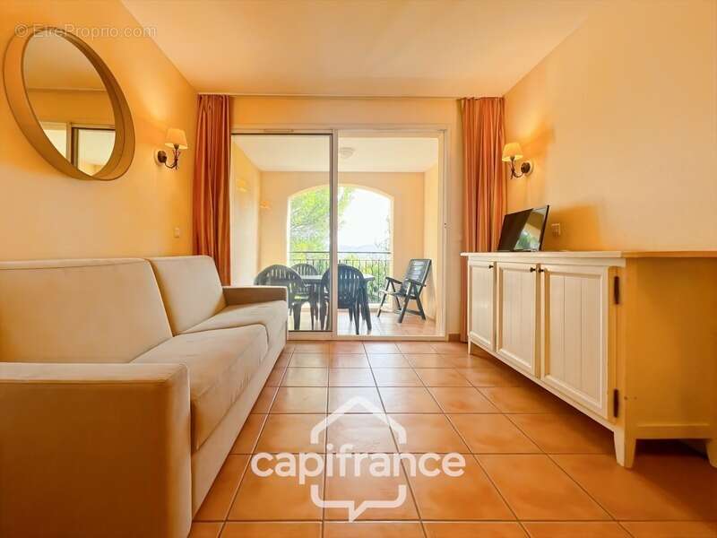 Appartement à MALLEMORT