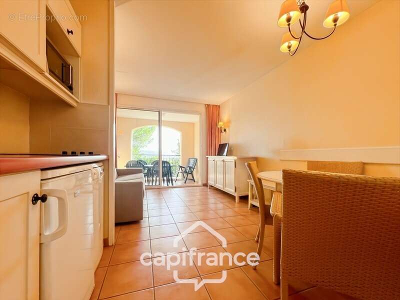 Appartement à MALLEMORT