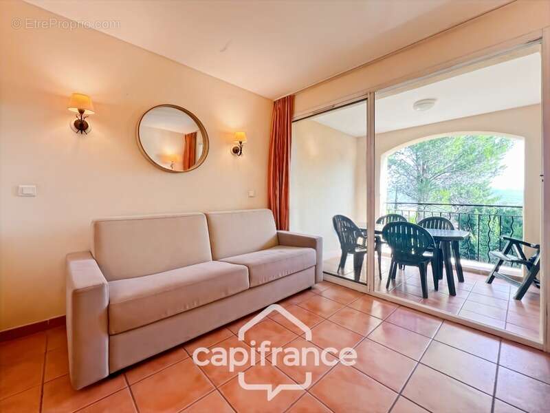 Appartement à MALLEMORT