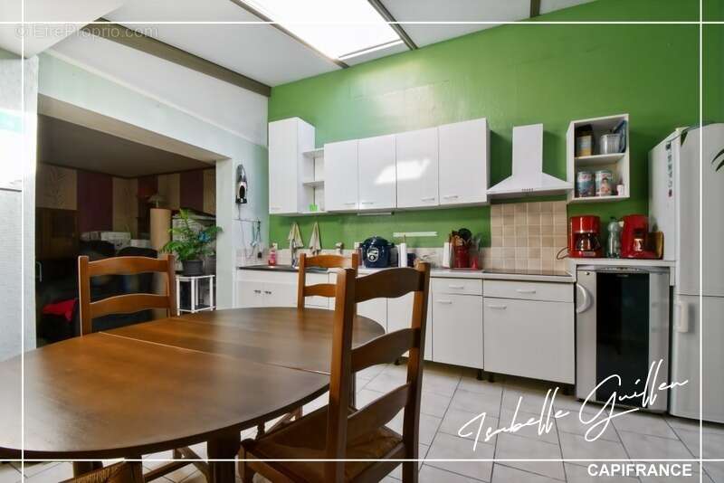 Maison à LE CHATELET