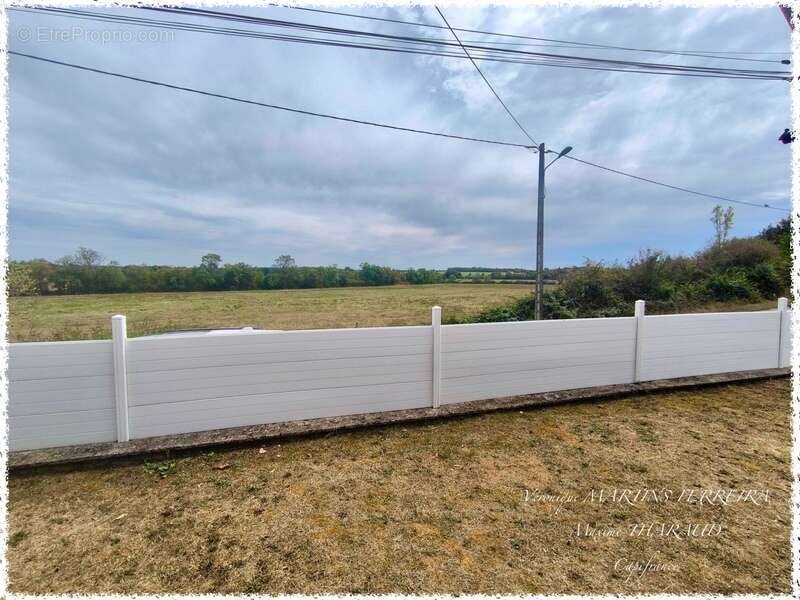 Maison à NEUILLY-EN-DUN