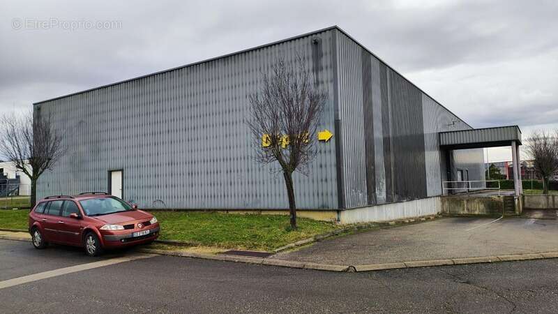 Commerce à SENNECEY-LES-DIJON