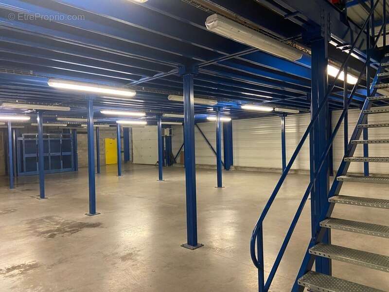 Commerce à SENNECEY-LES-DIJON