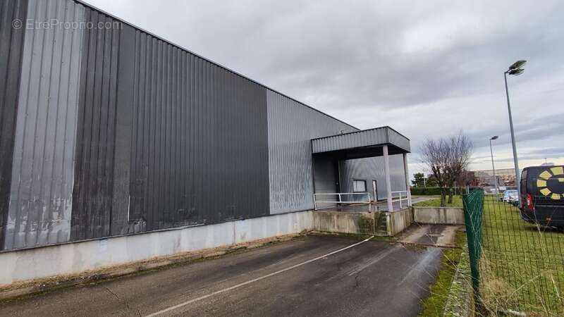 Commerce à SENNECEY-LES-DIJON