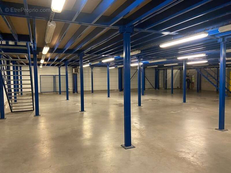 Commerce à SENNECEY-LES-DIJON