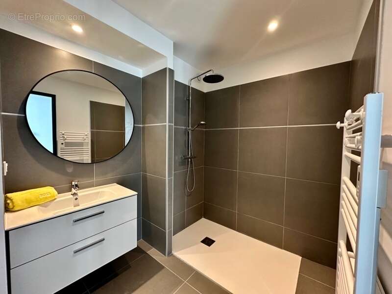 Appartement à MARSEILLE-12E