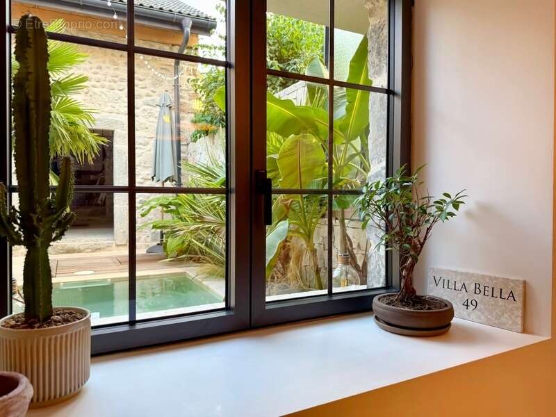 Maison à VETRAZ-MONTHOUX