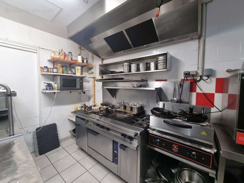 Commerce à LE POIRE-SUR-VIE